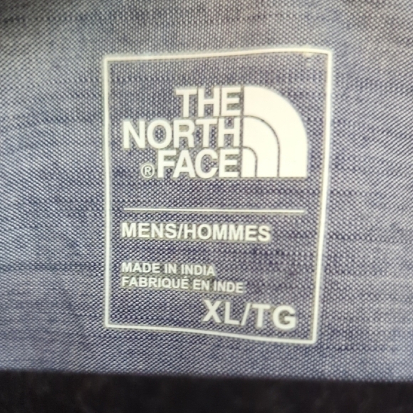 The North Face Blue Button-Up Shirt - Picture 3 of 6